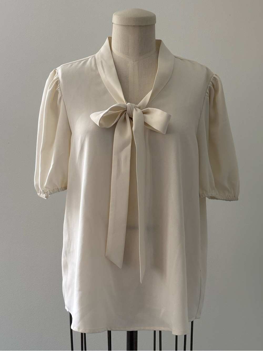 Alex Marie Cream Bow-Tie Puff Sleeve Blouse